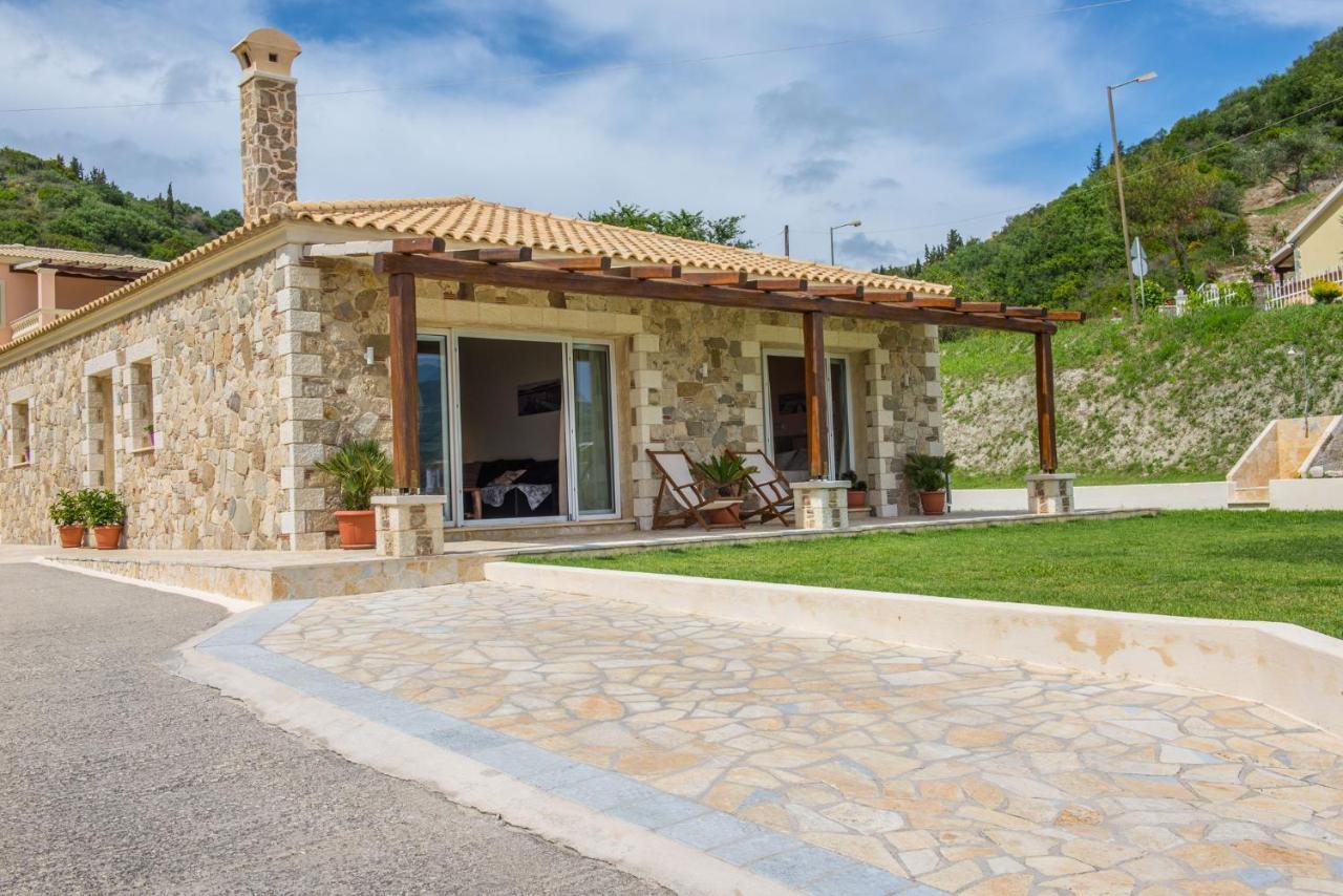 Villas Porto Kamini Afionas Corfu Bagian luar foto